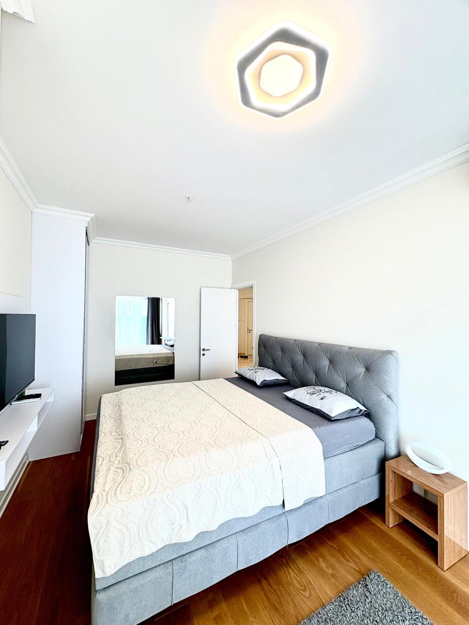 Lägenhet Luxury Penthouse In Tre Canne Complex Budva